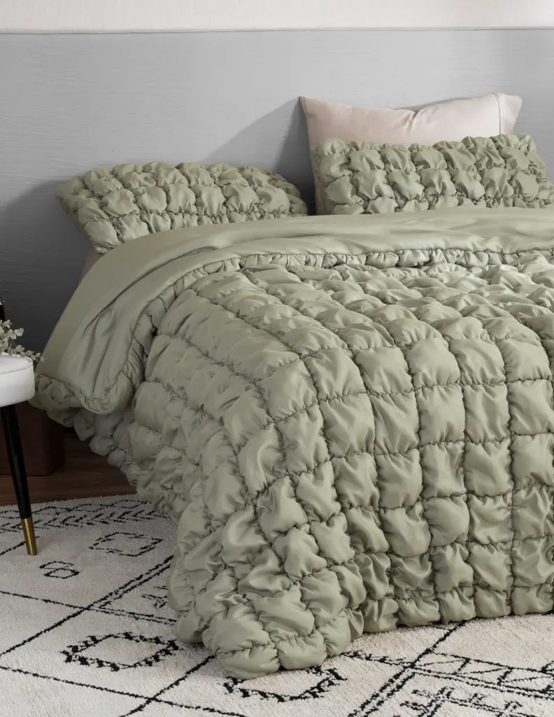 6 Esquimal-Luxus-Militar-06.webp