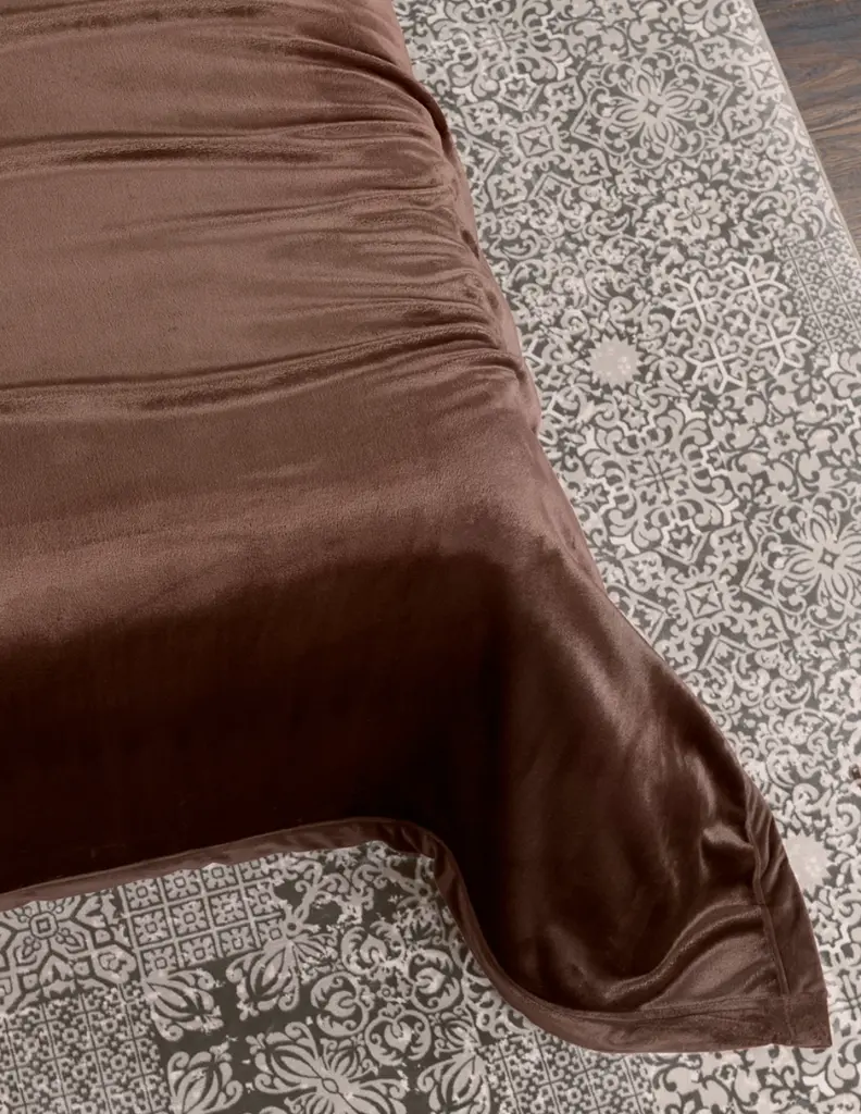 Cobertor_Liso_Bronce_06.webp