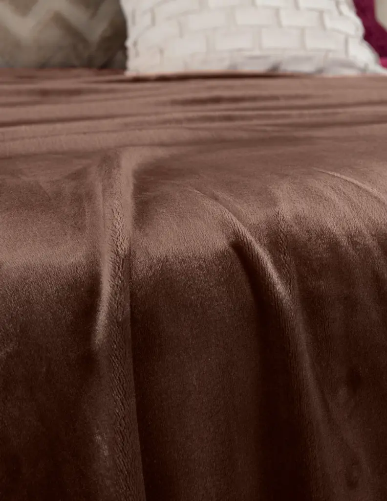 Cobertor_Liso_Bronce_05.webp