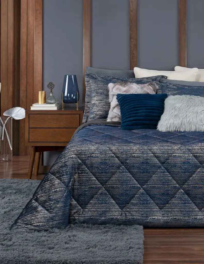 EDREDÓN LUXUS VELVET METÁLICO CASCADA