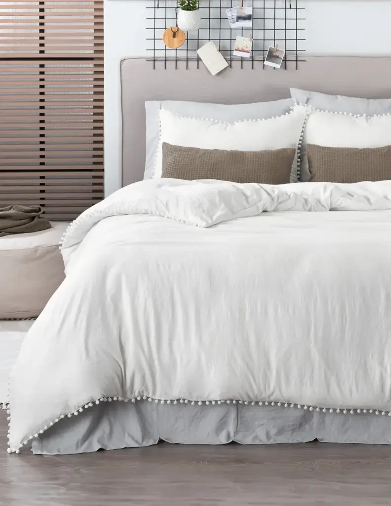 FUNDA DUVET POMPONES