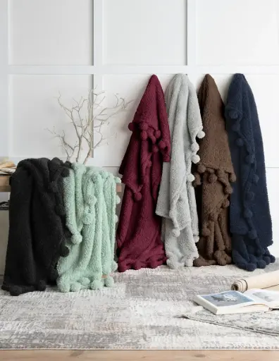 [PM0183195] FRAZADA BORREGA POMPONES