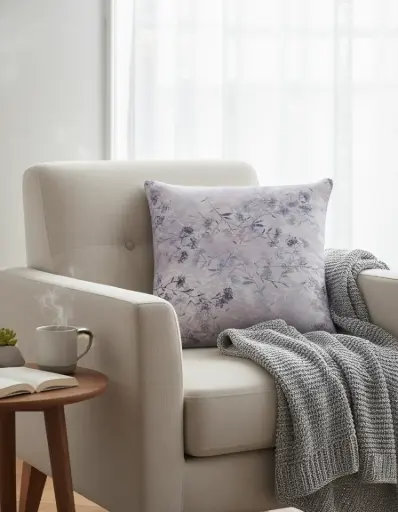 [0709014283] COJÍN ESTAMPADO JAZMÍN